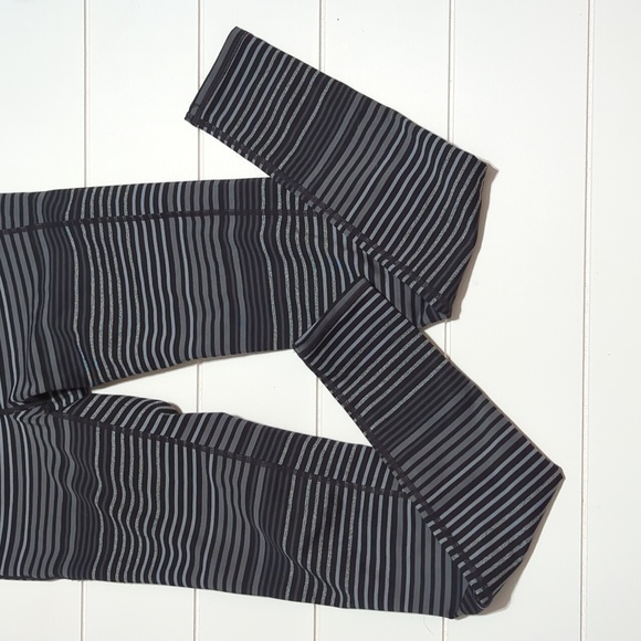 Like New Athleta Stripe Full Length Yoga Pants Leggings - Picture 3 of 6